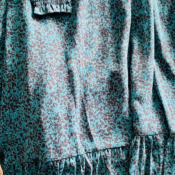 Spirit of Grace dress - Picture 3 of 3